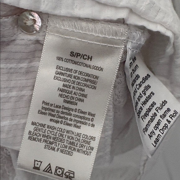 Eileen West White Lace-Trimmed Gown - Picture 5 of 6